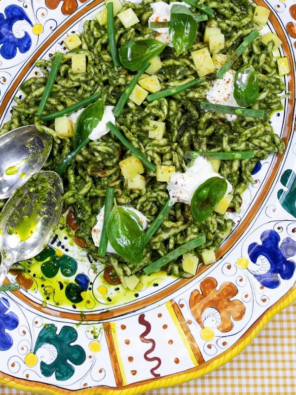 Pesto & Burrata Pasta
