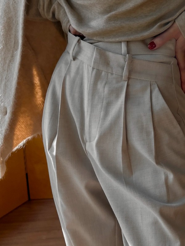  OTHER STORIES High Waist Tapered Trousers in Medium Beige Wool