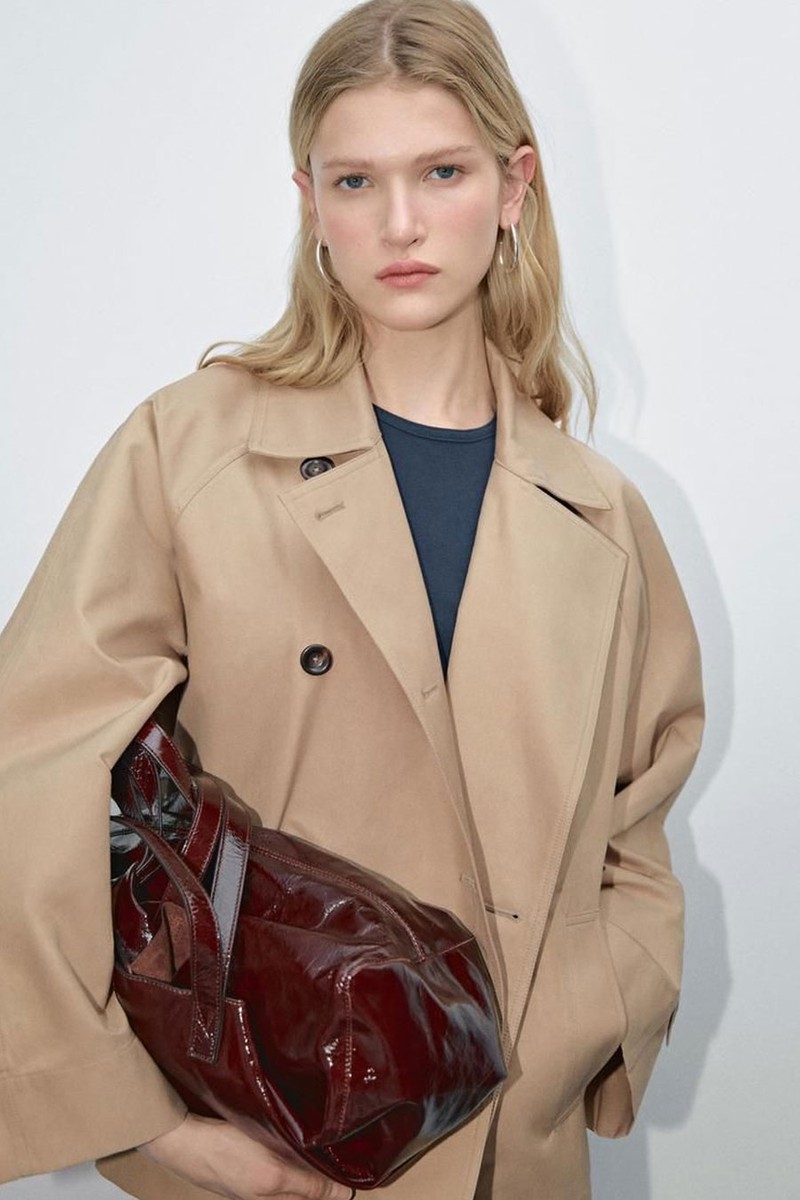 Short Water-Repellent Cape Trench Coat from Massimo Dutti
