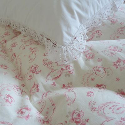  Evelina Rose Paisley Eiderdown from Belinda Davis Eiderdowns