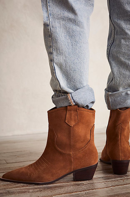 Point Me West Ankle Boots