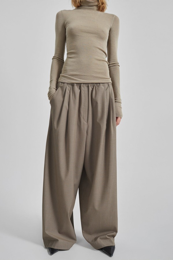 Gistel Pleated Pants