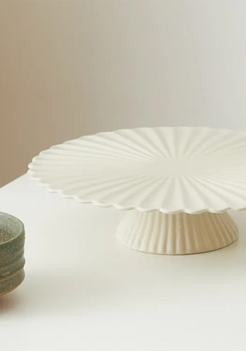 Fountain Cake Stand