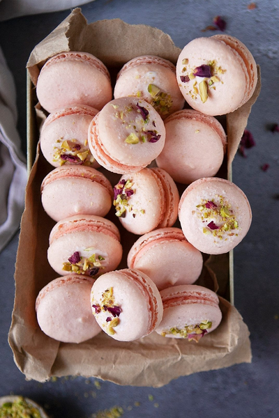 Rose & Pistachio Macaron Kit from Honeywell Kit