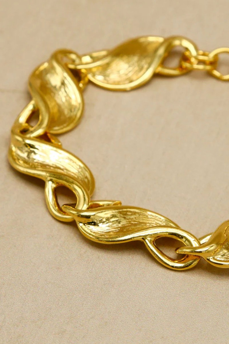 Vintage Petal Wave Bracelet