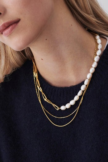 Baroque Pearl Twisted Link Necklace from Missoma