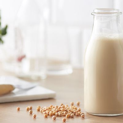 The Pros & Cons Of Soy Milk