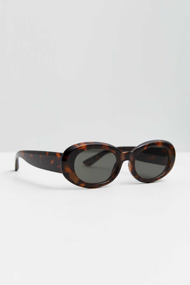 Tortoiseshell Effect Oval Sunglasses from New Look