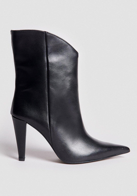 Leather Pull On Heeled Ankle Boot