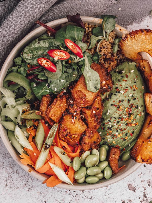 Soy & Garlic Vegan Poke Bowl