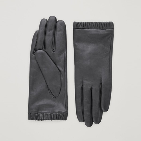 Gathered Cashmere-Leather Gloves from Cos