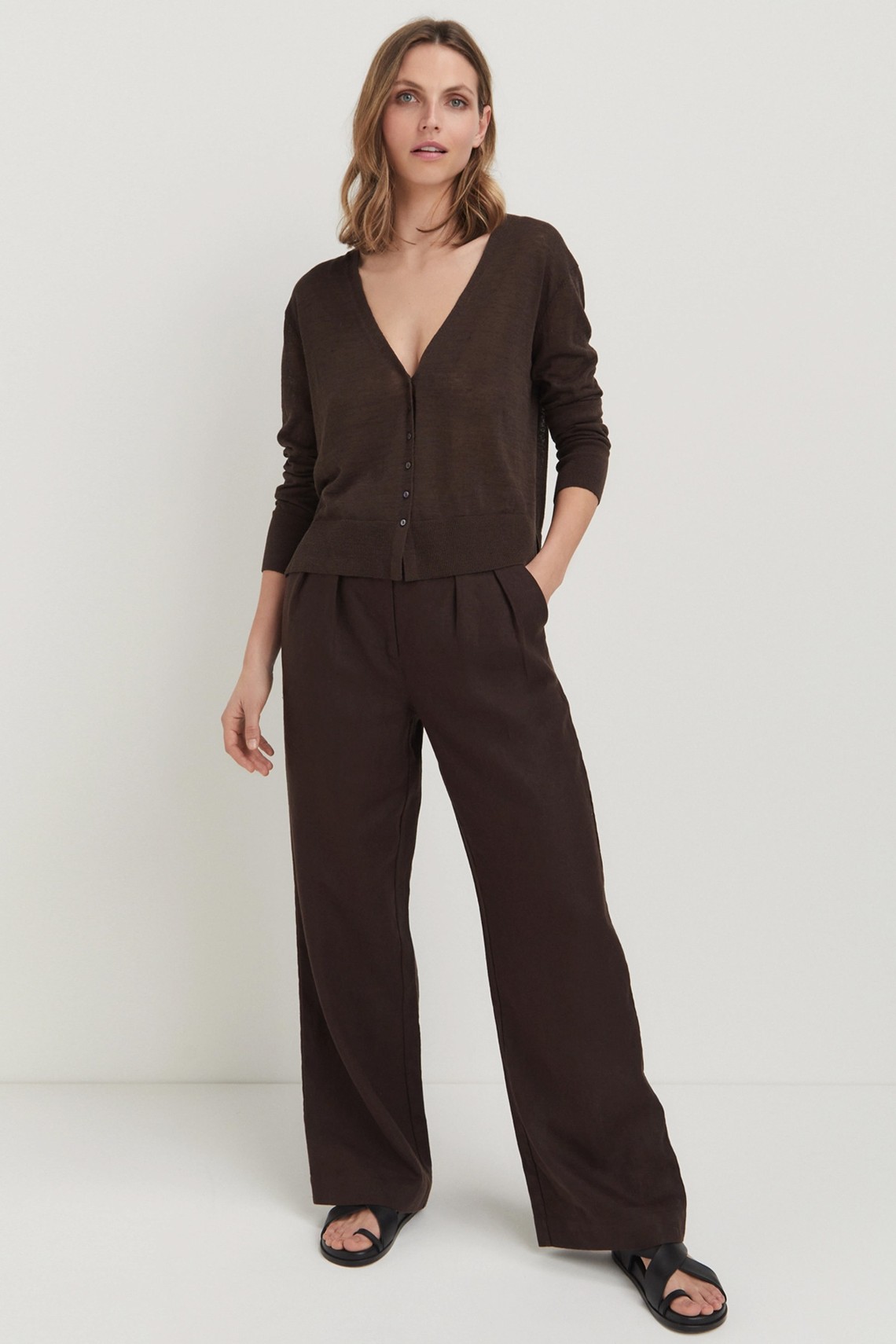 Linen Wide Leg Two Pleat Trousers