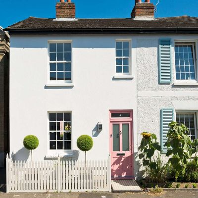 11 Dream Properties For Sale In The Surrey Hills 