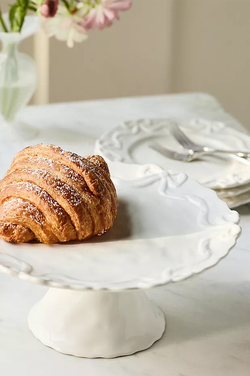 Benedita Bow Ceramic Stoneware Cake Stand