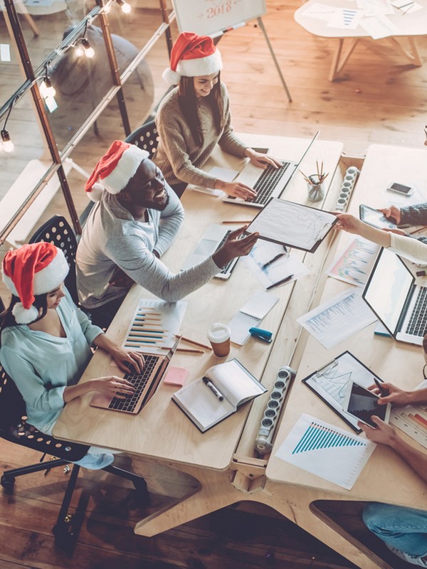 11 Games To Play At Your Desk