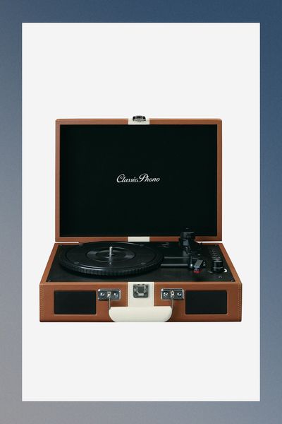 TT-120BNWH Suitcase Turntable, £79.99 | Lenco