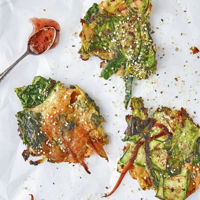 Veggie Fritters With Sweet Chilli Dip