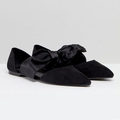 Bow Tie Pointed Flat Shoe from Bershka