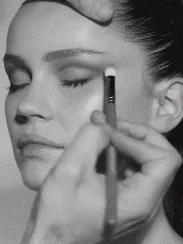 8 Ways To Get More Out Of Your Eye Make-Up Brushes