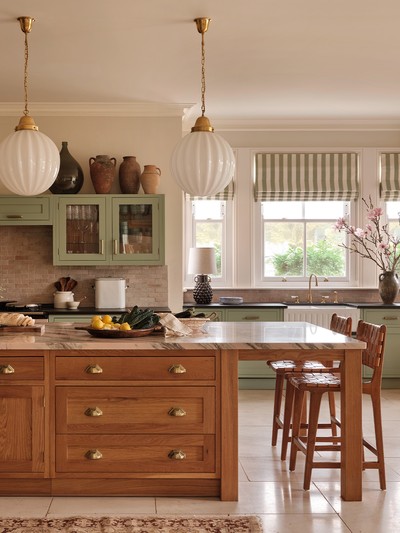 A Hampshire House Reimagined: Timeless Elegance Meets Contemporary Comfort