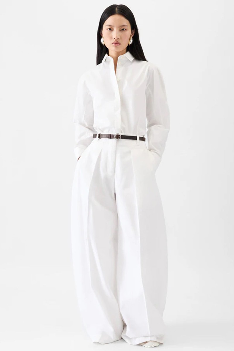 The Wide Ovalo Pants from Jacquemus
