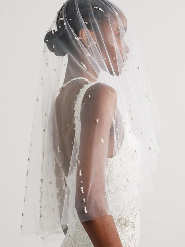 22 Veils To Complete Your Bridal Look