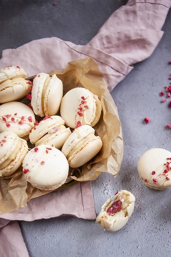 White Chocolate And Raspberry Macaron Baking Kit, £20, Honeywell Bakes