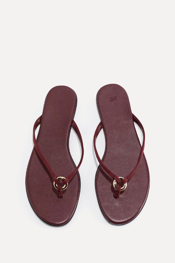 Ring-Detail Flip-Flops