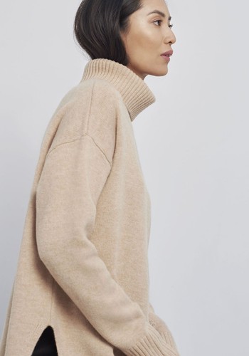 Relaxed Fit Premium Merino Wool Turtleneck With Split Hem