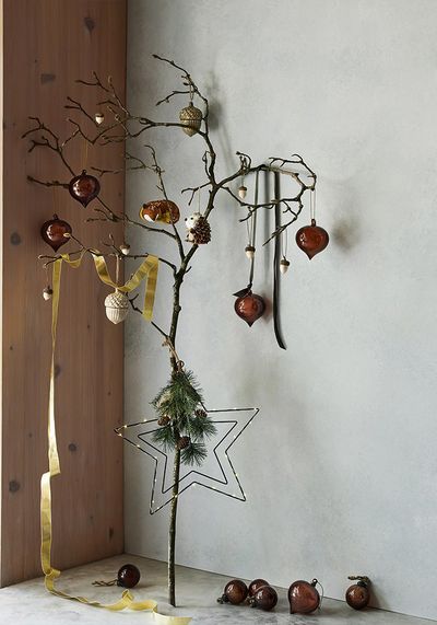 Ceramic Hanging Acorn Decoration