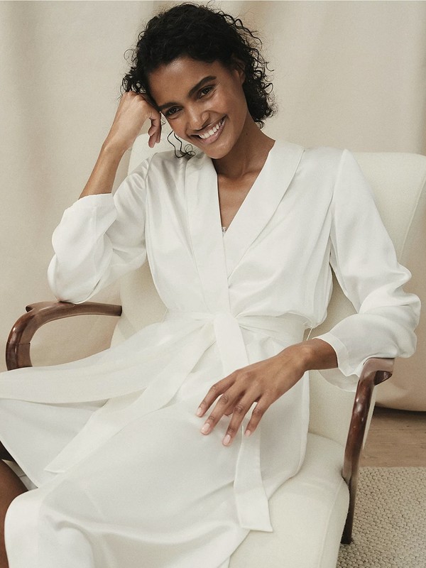 20 Chic & Comfortable Dressing Gowns 