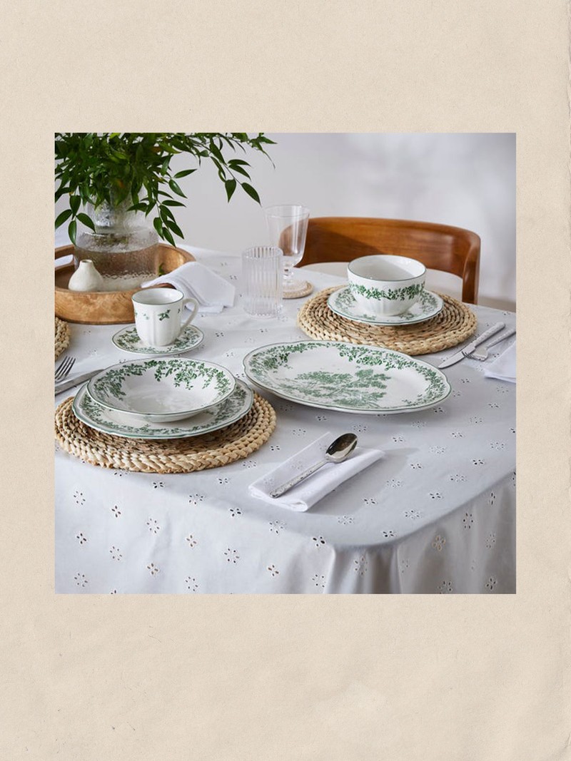 Georgina Porcelain 12 Piece Dinner Set
