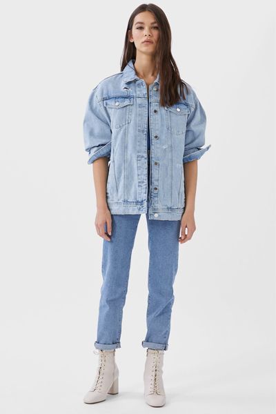 Oversized Ripped Denim Jacket from Stradivarius 