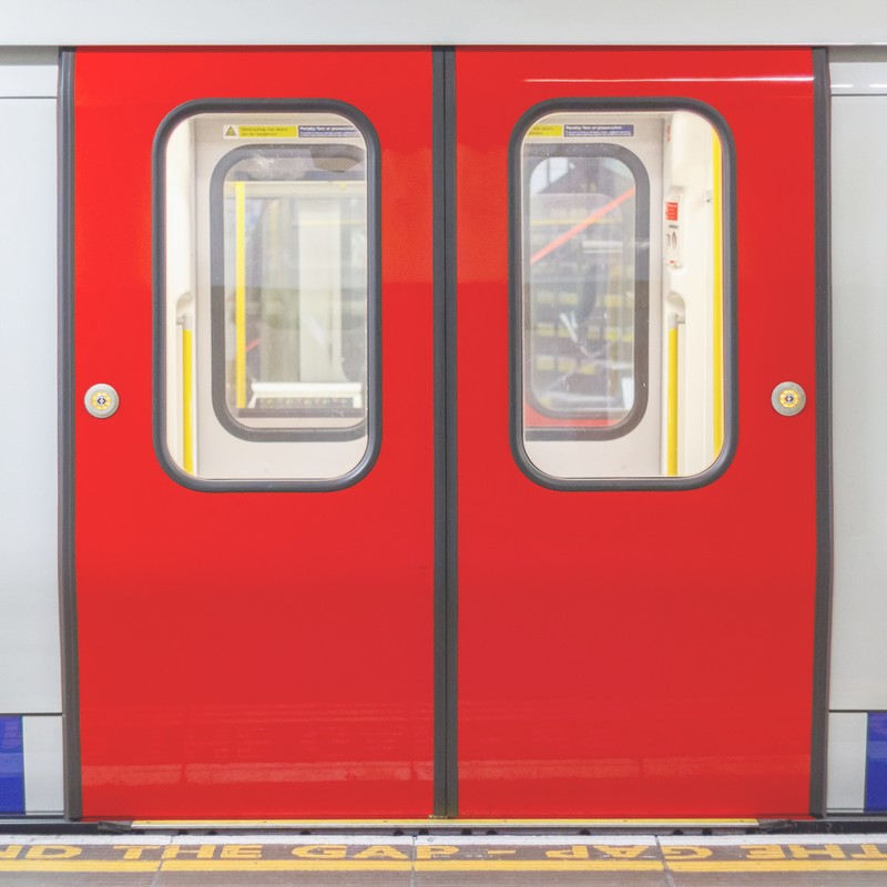 The SheerLuxe Guide To Tube Etiquette
