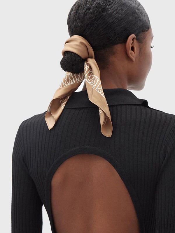 Beautiful Silk Scarves To Add To Your Collection