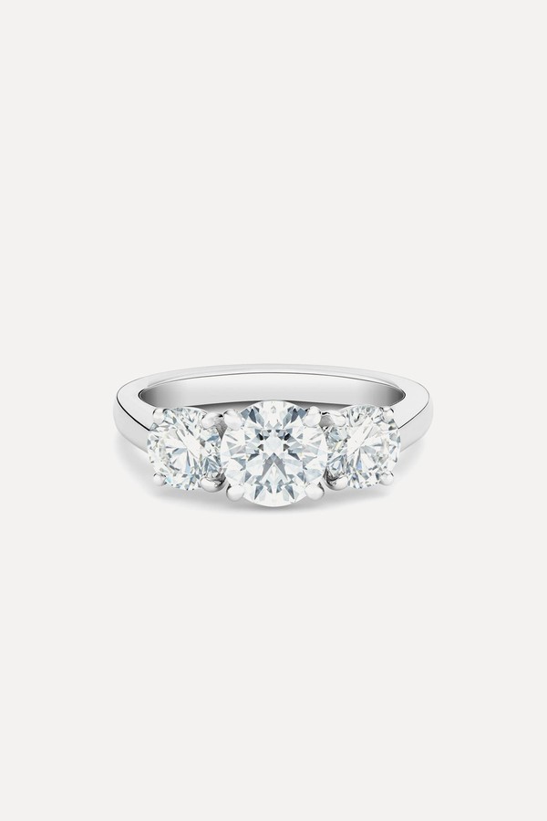 DB Classic Trio Round Brilliant Diamond Ring