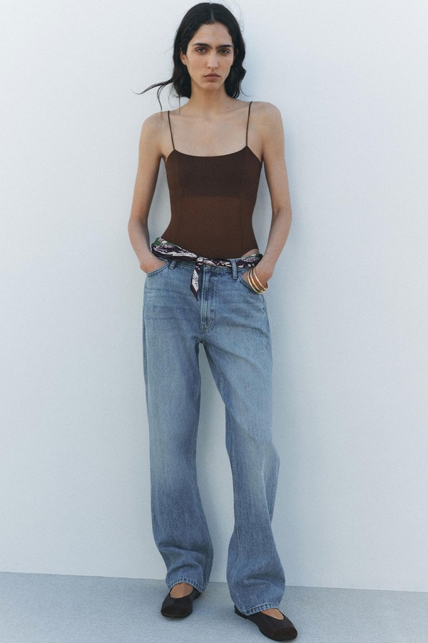 Straight High-Waist Jeans