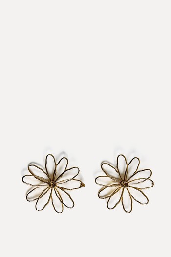 Engraved Flower Maxi Earrings from Zara