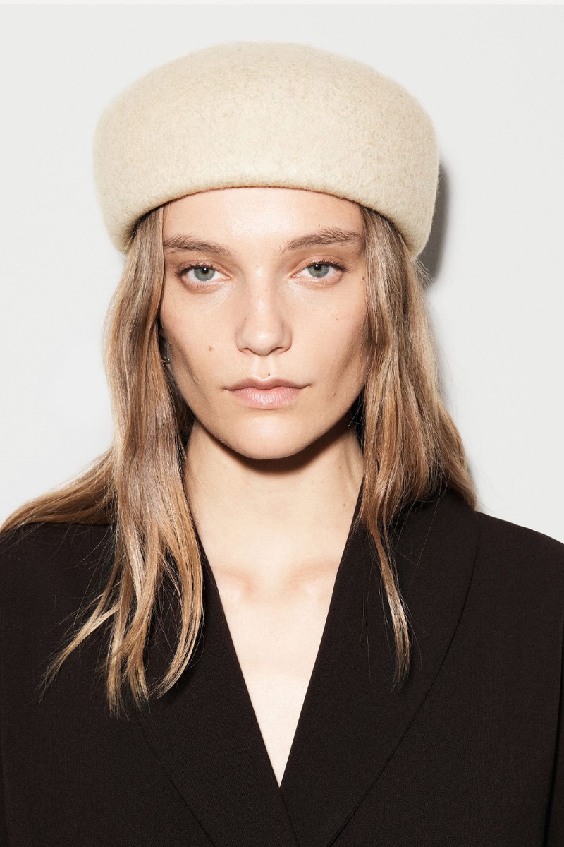 Sculpted Wool Beret
