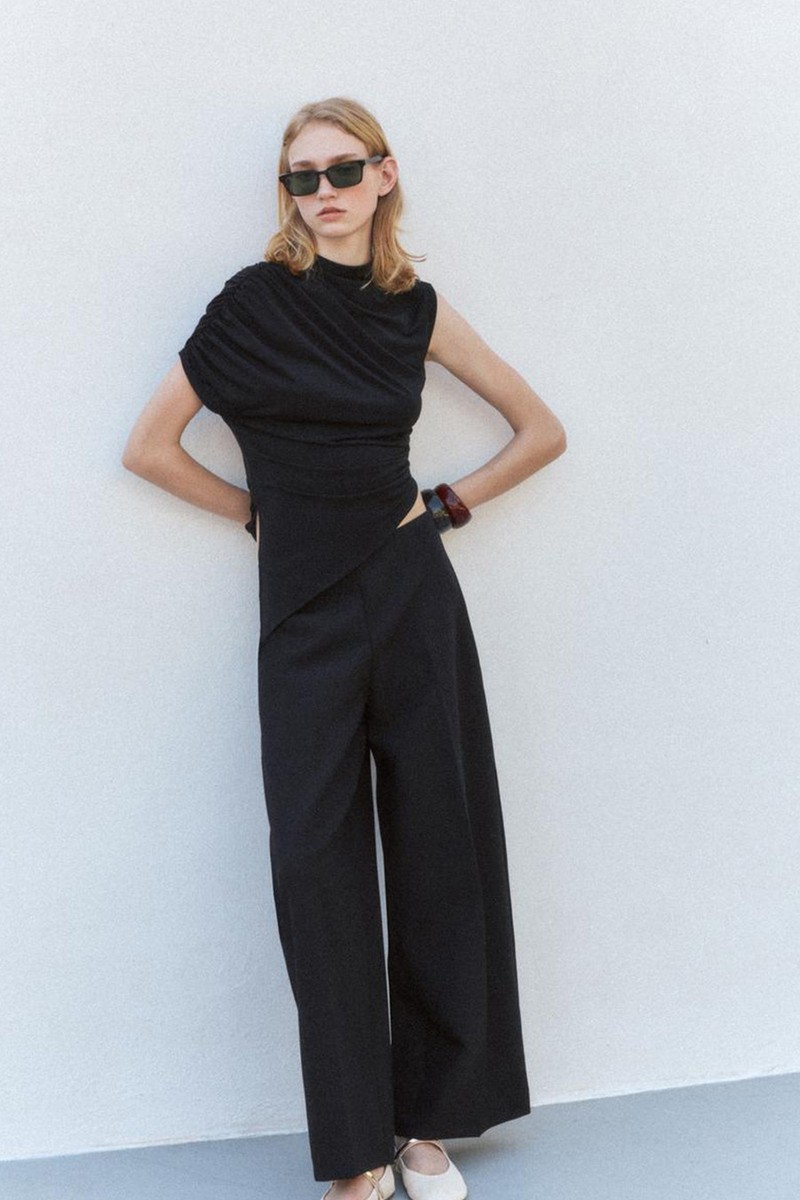 Asymmetric Top from Zara