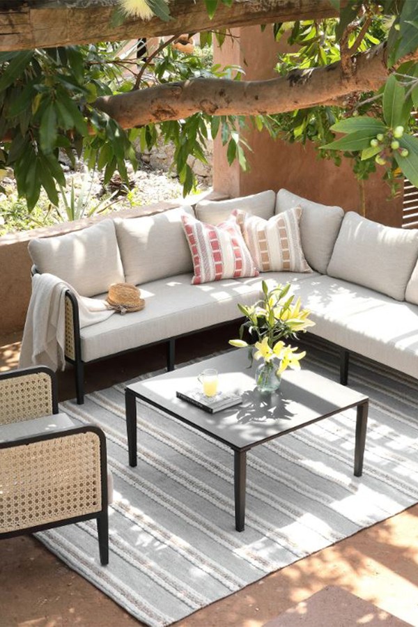 Villa Stripe Rug from Daals