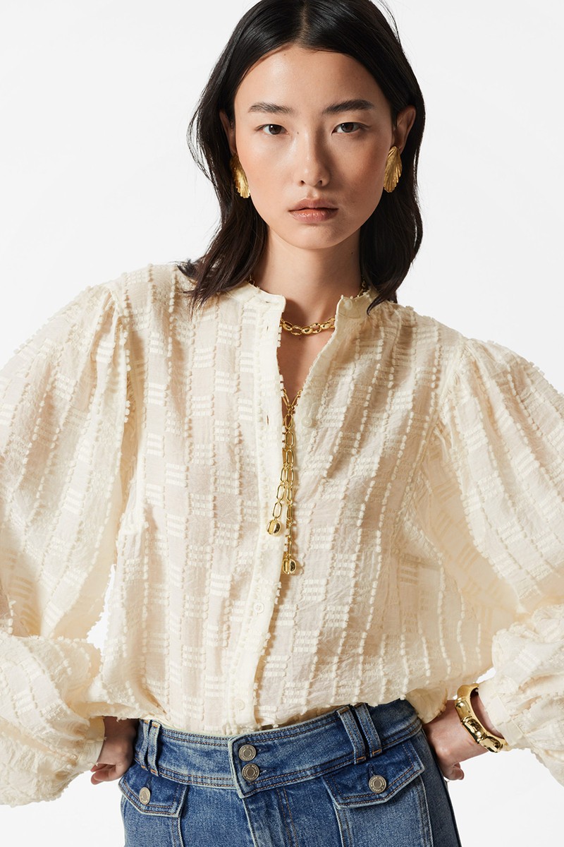 Textured Voluminous Sleeve Blouse