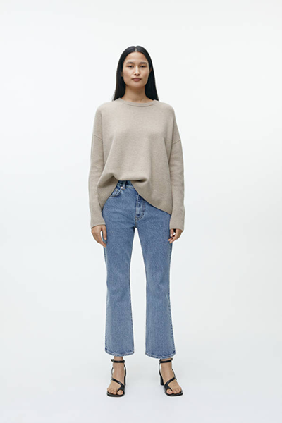 Flared Cropped Stretch Jeans