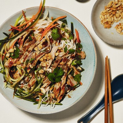 Spicy Pork Loin With Rice Noodles