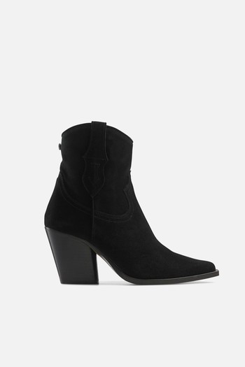 CASH Heeled Western Boot