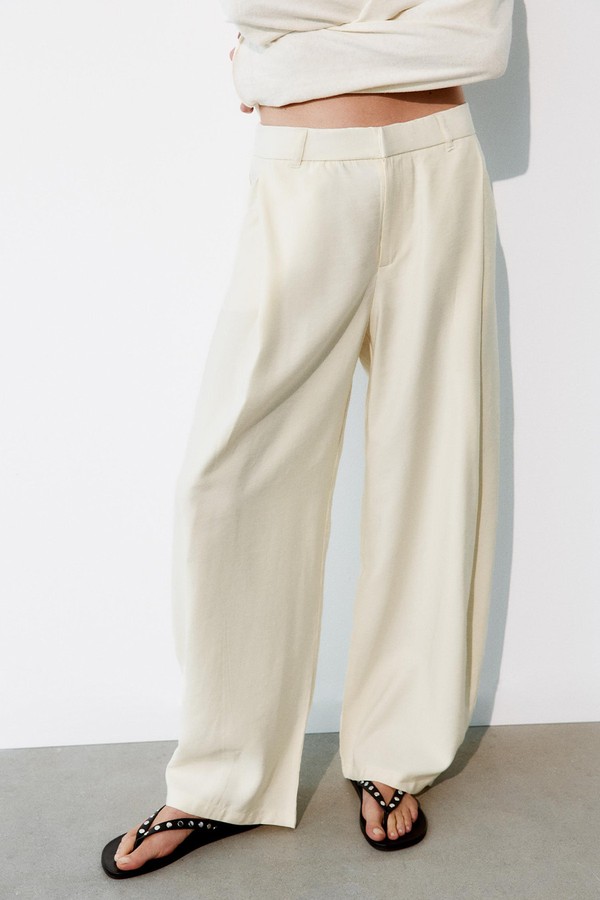 Flowing Pleated Trousers