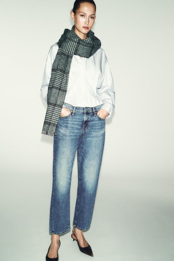 Z1975 Cropped Mid-Waist Jeans