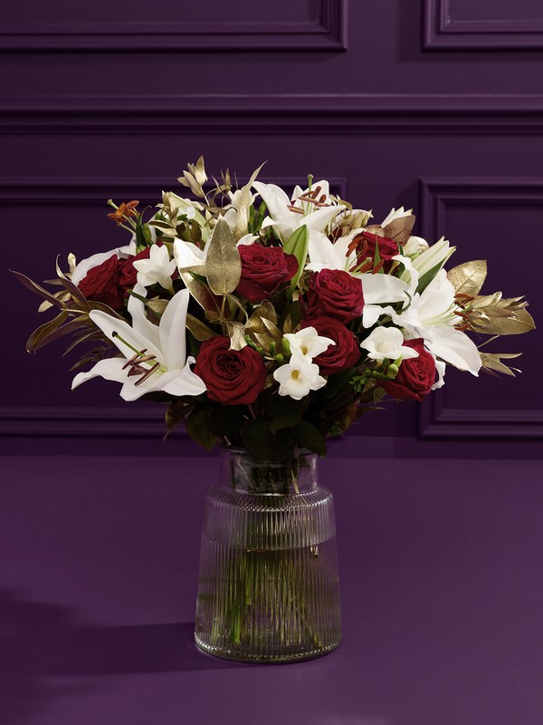 Dame Joan Collins Christmas Bouquet With Vase