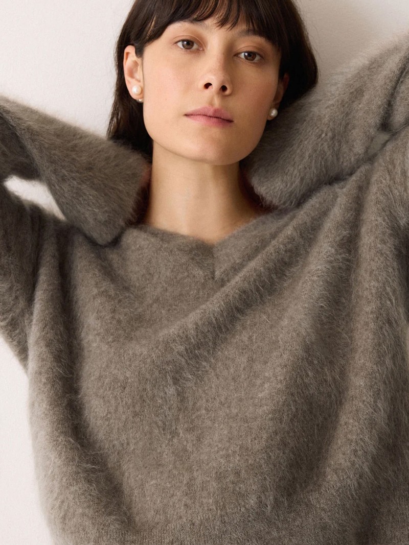 Halo Cashmere V Neck Jumper