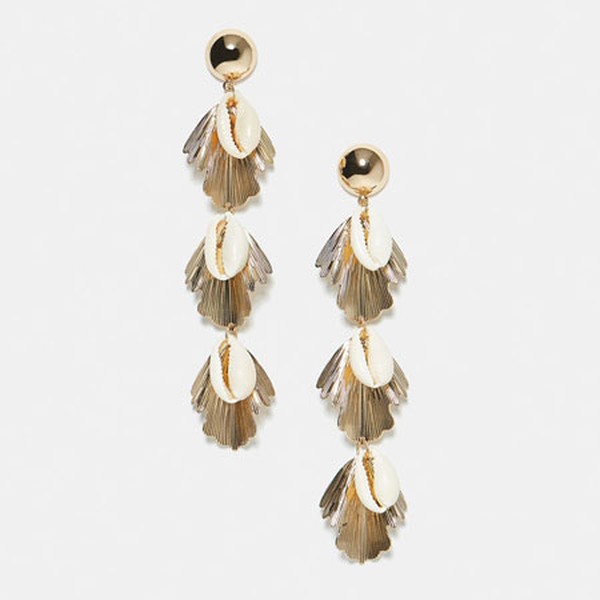 Long Shell Earrings from Bershka